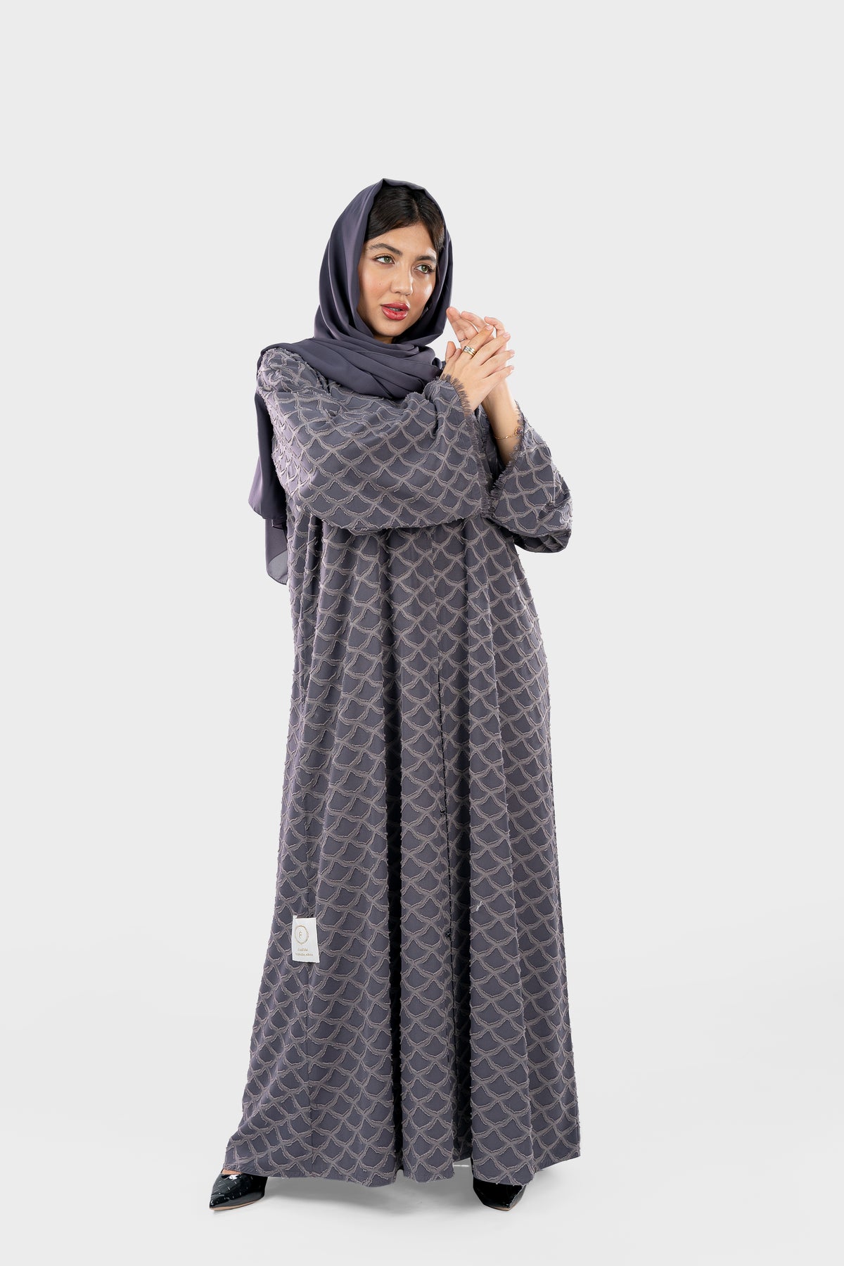 عباية كريب جاكار عصري سادة