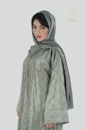 عباية ساتان فستقي سادة
