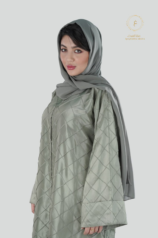 عباية ساتان فستقي سادة