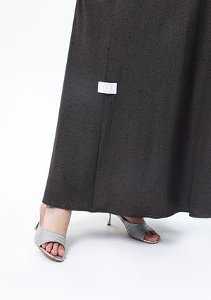 عباية كريب خفيف زيتوني بنقشات سوداء