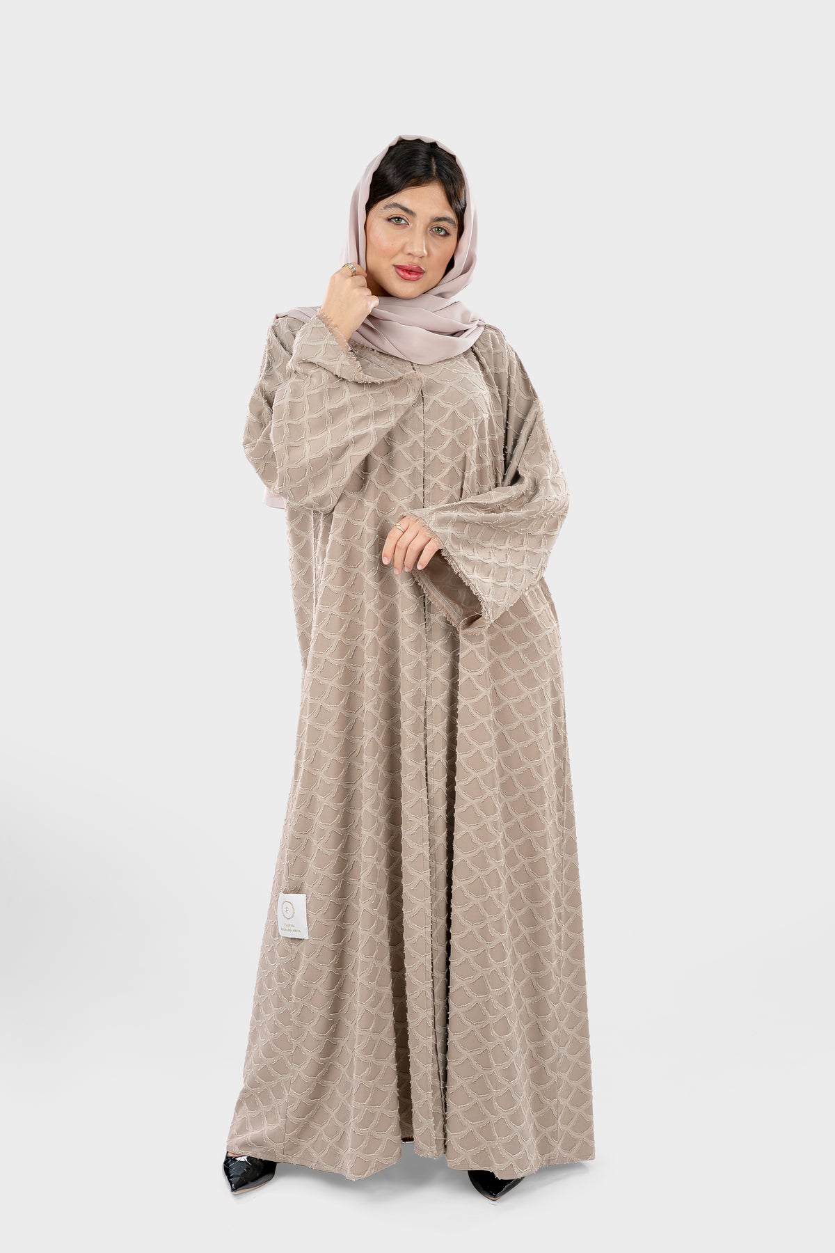عباية كريب جاكار سادة